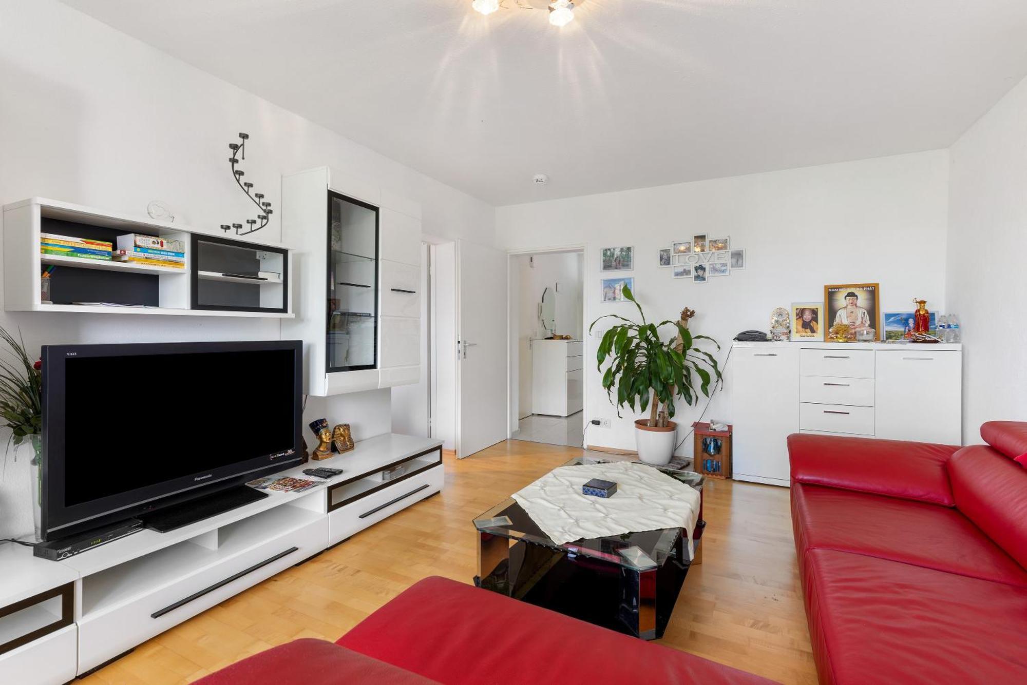 Helle, Ruhige Dachwohnung Eningen unter Achalm エクステリア 写真