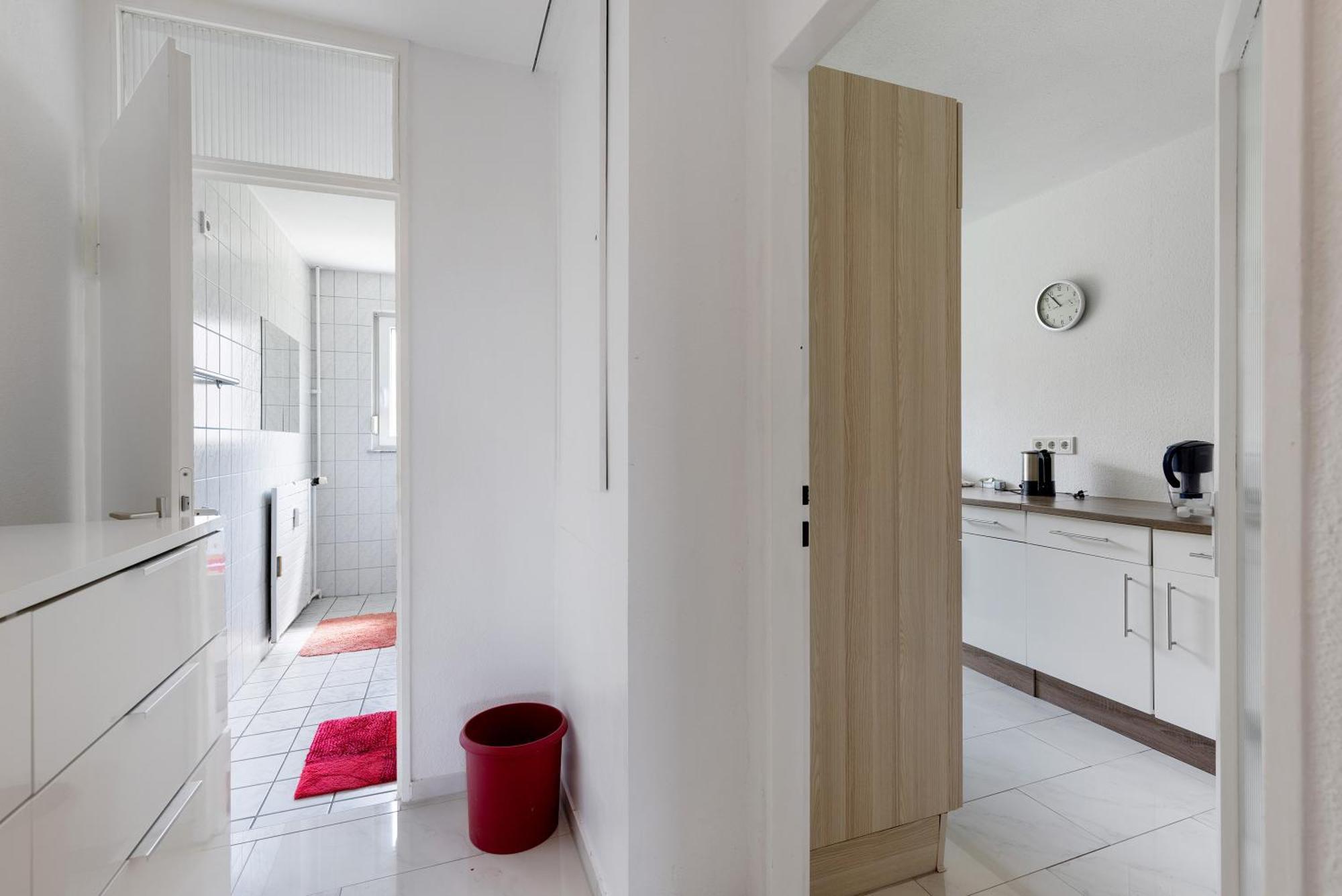 Helle, Ruhige Dachwohnung Eningen unter Achalm エクステリア 写真